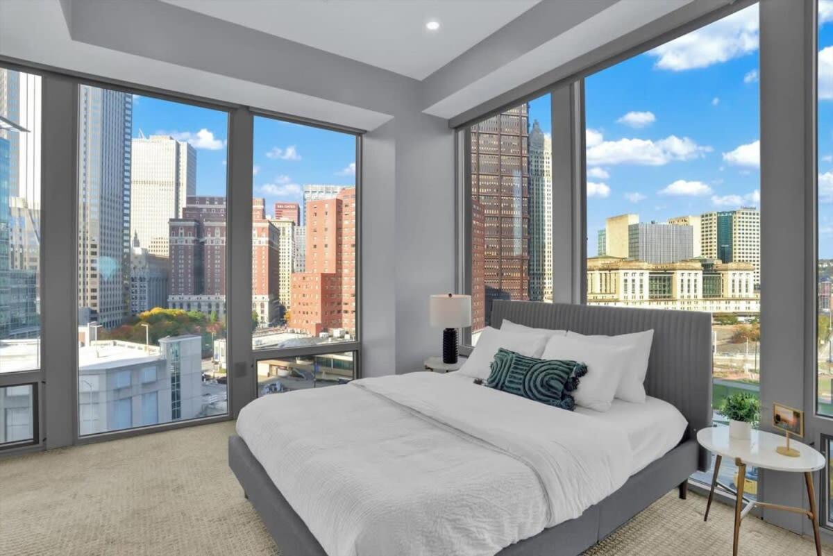 Cozysuites Spacious 2Br, Ppg Paints Arena, Pitts ピッツバーグ エクステリア 写真