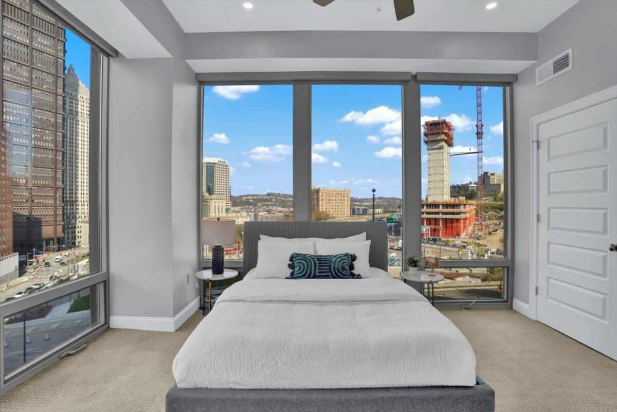 Cozysuites Spacious 2Br, Ppg Paints Arena, Pitts ピッツバーグ エクステリア 写真